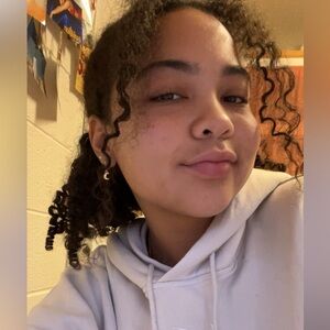 Meet your Posher, Isabella